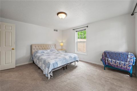 Tiny photo for 32 Summit Oaks, Pittsford, NY 14534 (MLS # R1689969)