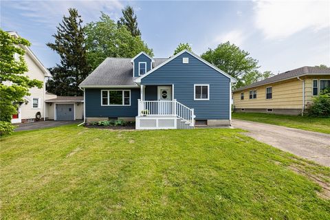 165 Culver Parkway Irondequoit NY 14609