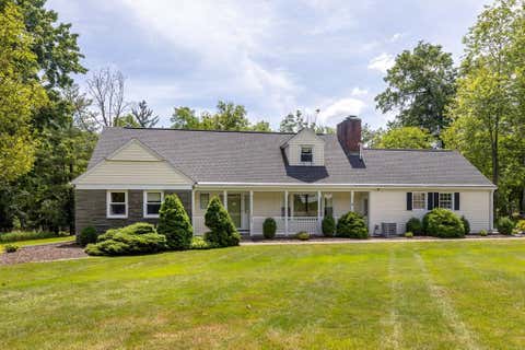 Photo for 913 Oak Hill Drive