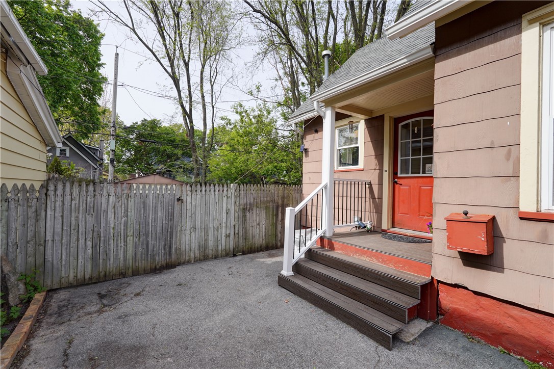 368 Benton Street