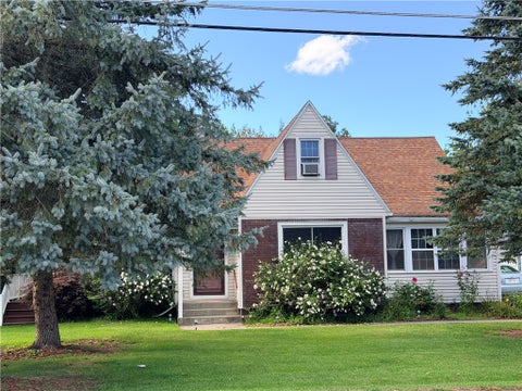 Homes For Sale - 7 Mchenry Valley Extension<br/> Almond, NY 14804