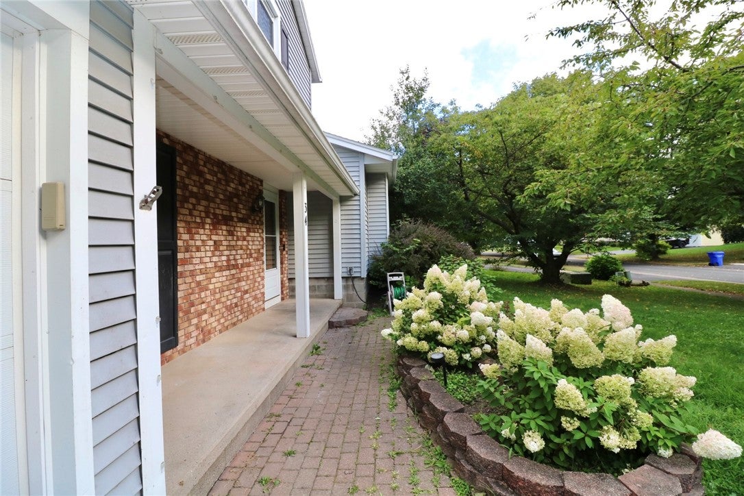 34 Woodshire Lane