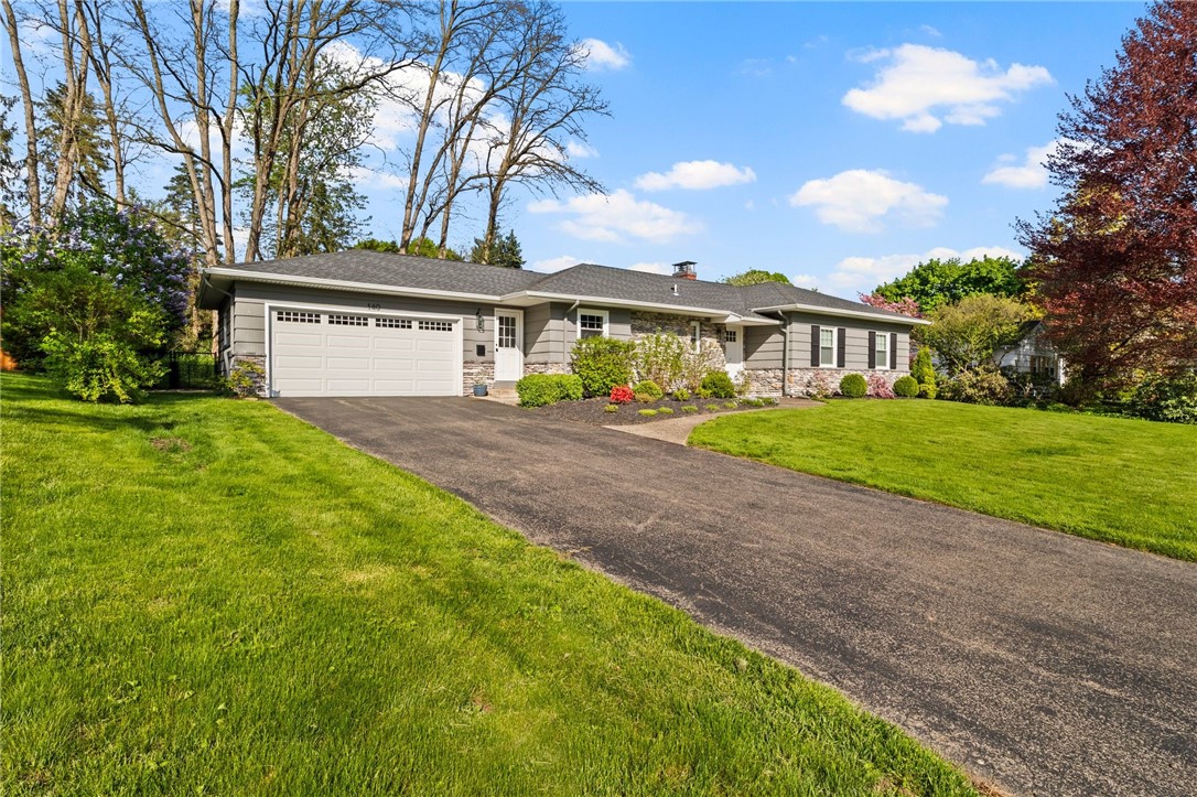 140 Overbrook Rd Rd, Pittsford, New York image 2