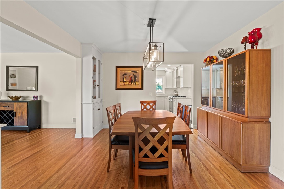 140 Overbrook Rd Rd, Pittsford, New York image 11