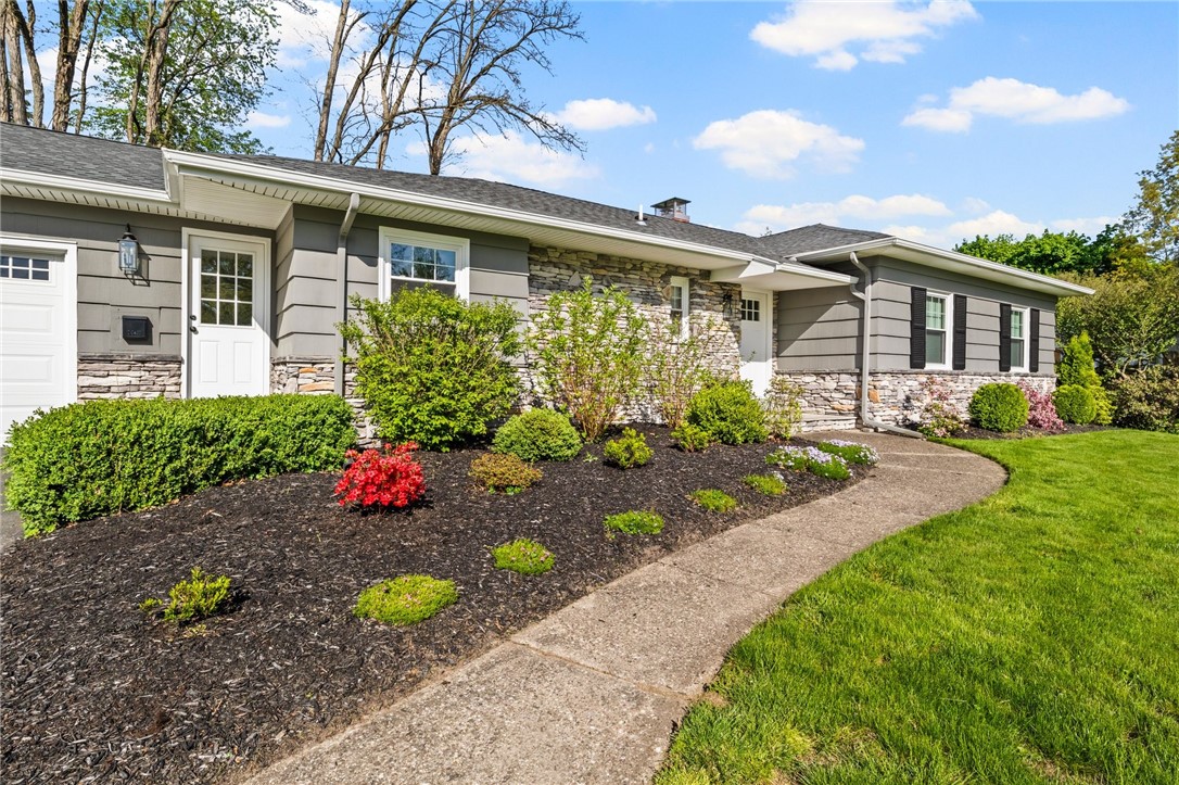140 Overbrook Rd Rd, Pittsford, New York image 4