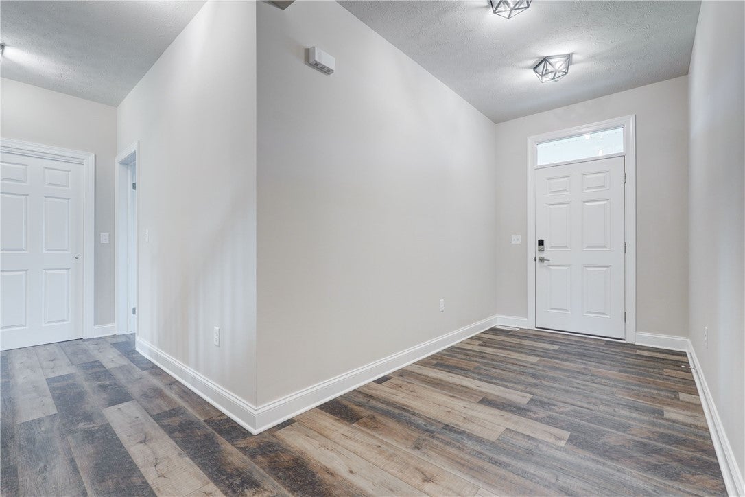 80 Chatwood Lane