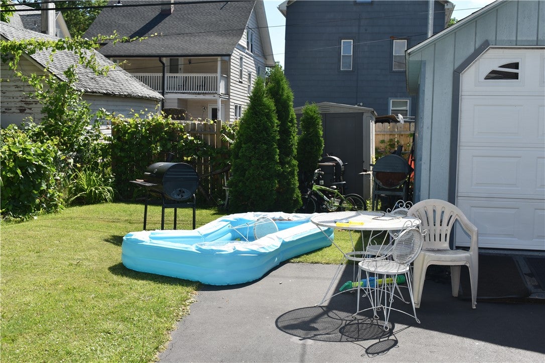 116 Woodbine Avenue