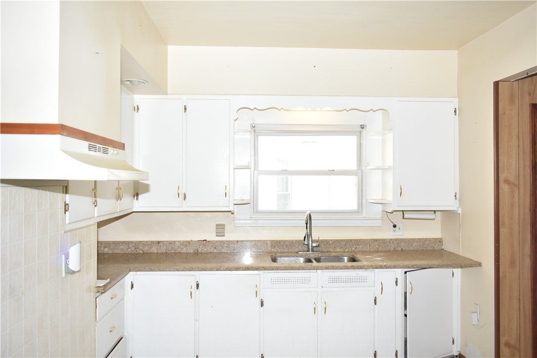 116 Woodbine Avenue