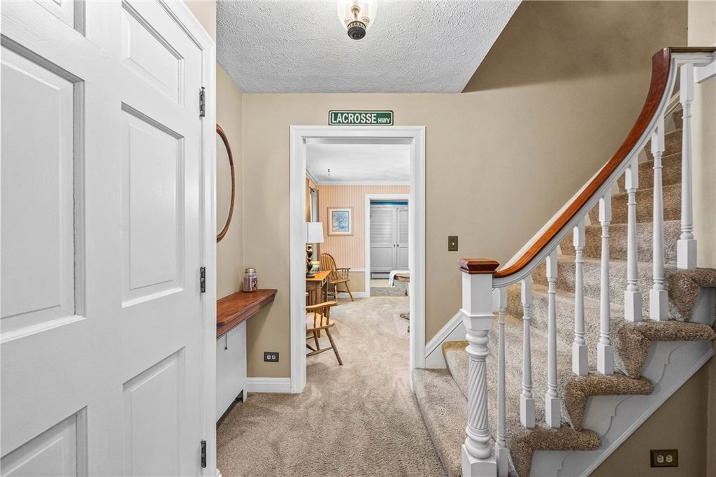 Photo of 103 Garden Lane, Arcadia, NY 14513 (MLS # R1667209)