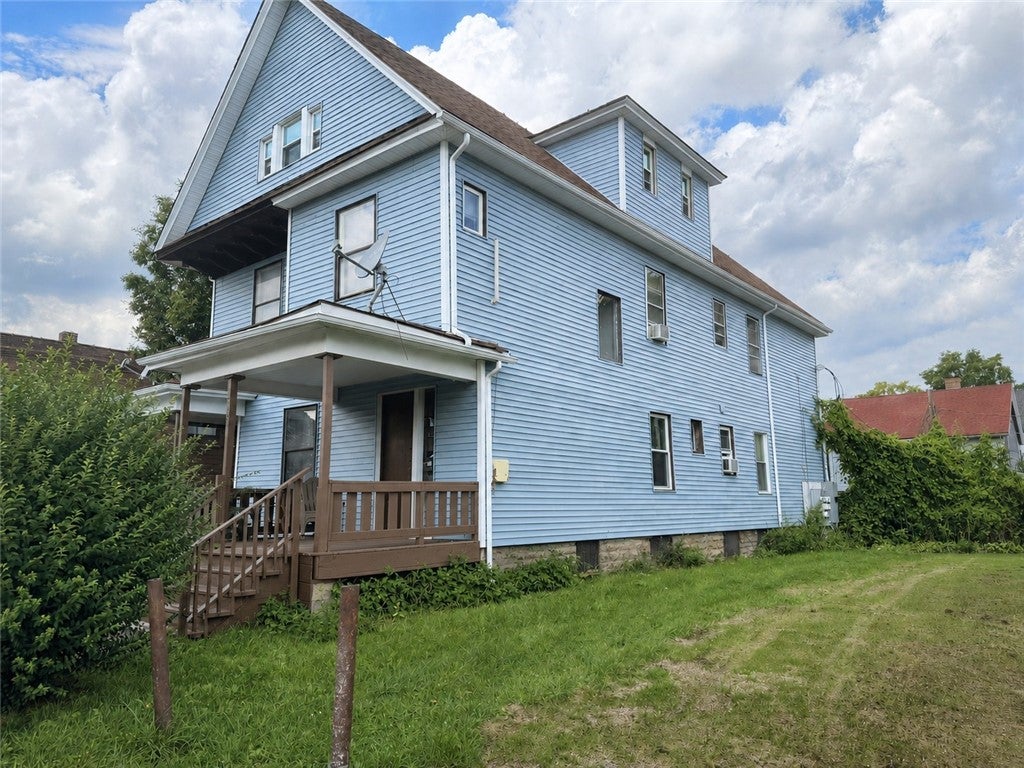 1596-1598 E Main Street