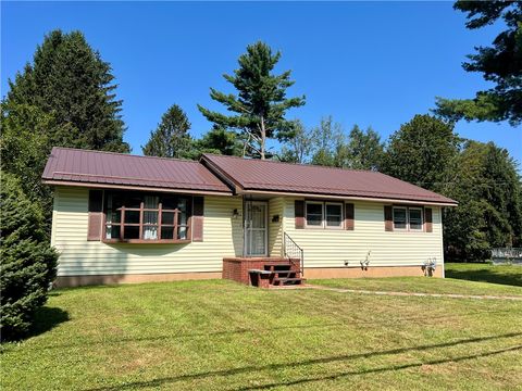 Photo of 9 Richards Avenue, Oneonta, NY 13820 (MLS # R1630171)