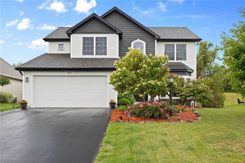 Photo of 6411 Sunray Crest Drive, Victor, NY 14564 (MLS # R1635626)