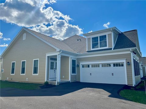 Condo For Sale - 241 Bretlyn Cir Cir<br/> Brighton, NY 14618