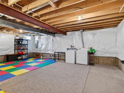 Tiny photo for 84 Goldfinch Drive, Henrietta, NY 14586 (MLS # R1685068)