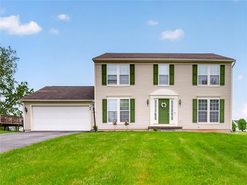 Tiny photo for 84 Goldfinch Drive, Henrietta, NY 14586 (MLS # R1685068)