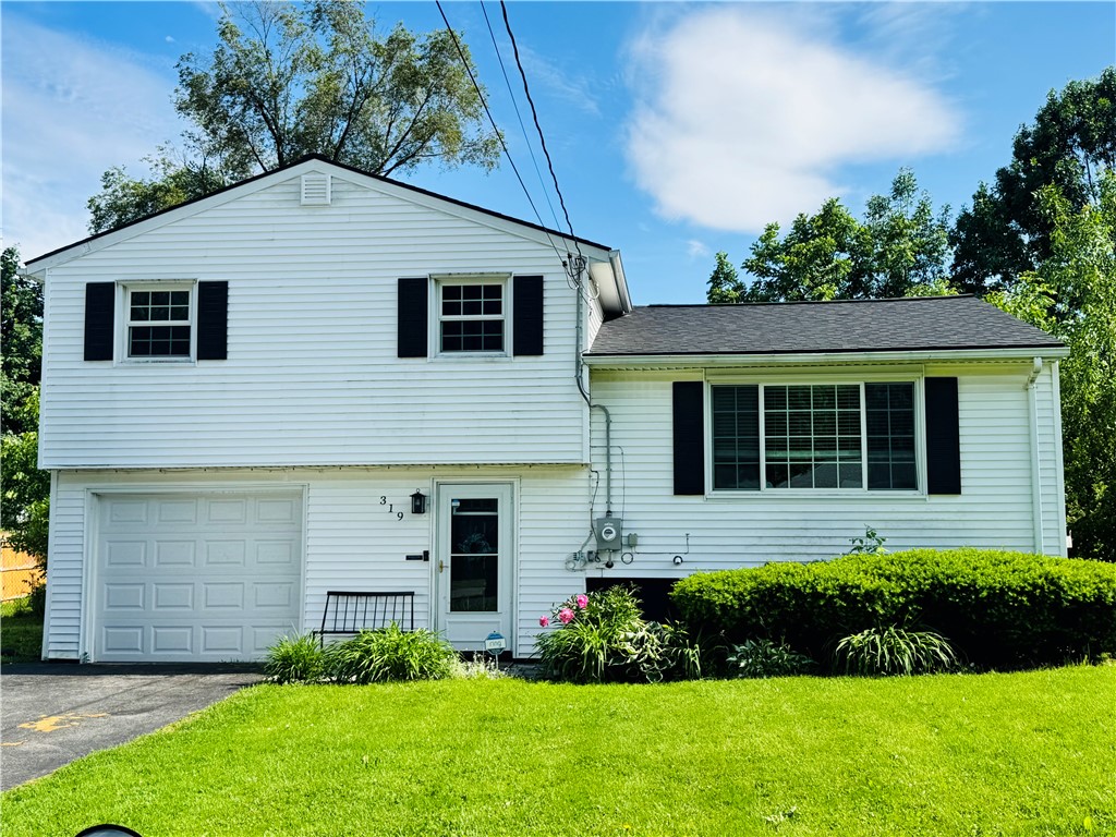 319 Ford Ave Avenue, Gates, New York image 1