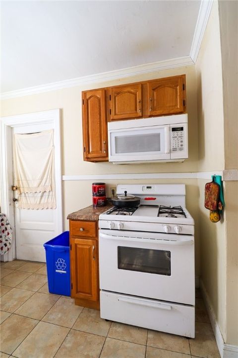 Tiny photo for 615 W Gray Street, Elmira City, NY 14905 (MLS # R1655061)