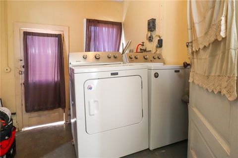 Tiny photo for 615 W Gray Street, Elmira City, NY 14905 (MLS # R1655061)