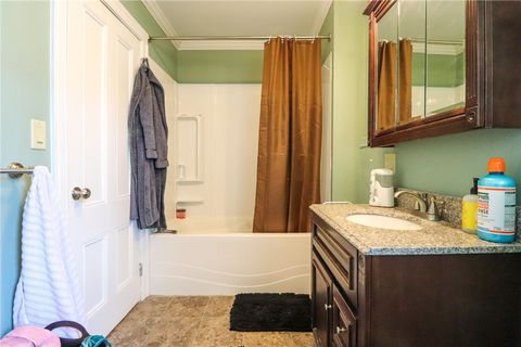 Tiny photo for 615 W Gray Street, Elmira City, NY 14905 (MLS # R1655061)