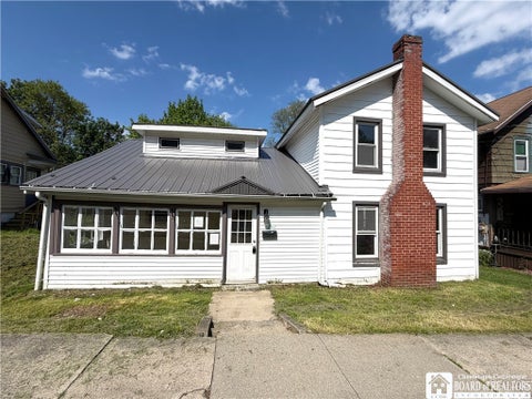 Homes For Sale - 25 Chapin Street<br/> Chautauqua County, Jamestown, NY 14701
