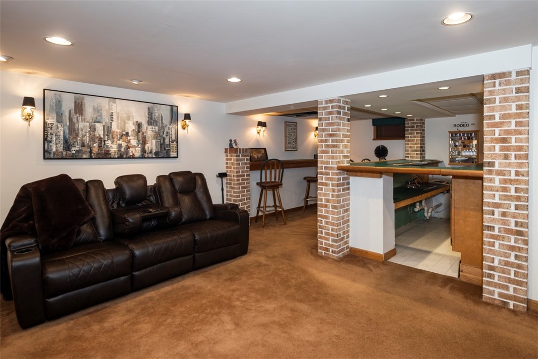 746 N North Greece Road, Greece, New York image 24