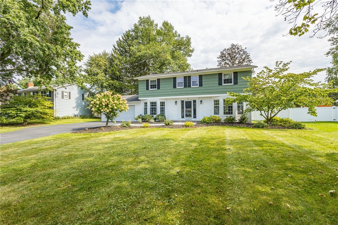 3 Rensselaer Drive