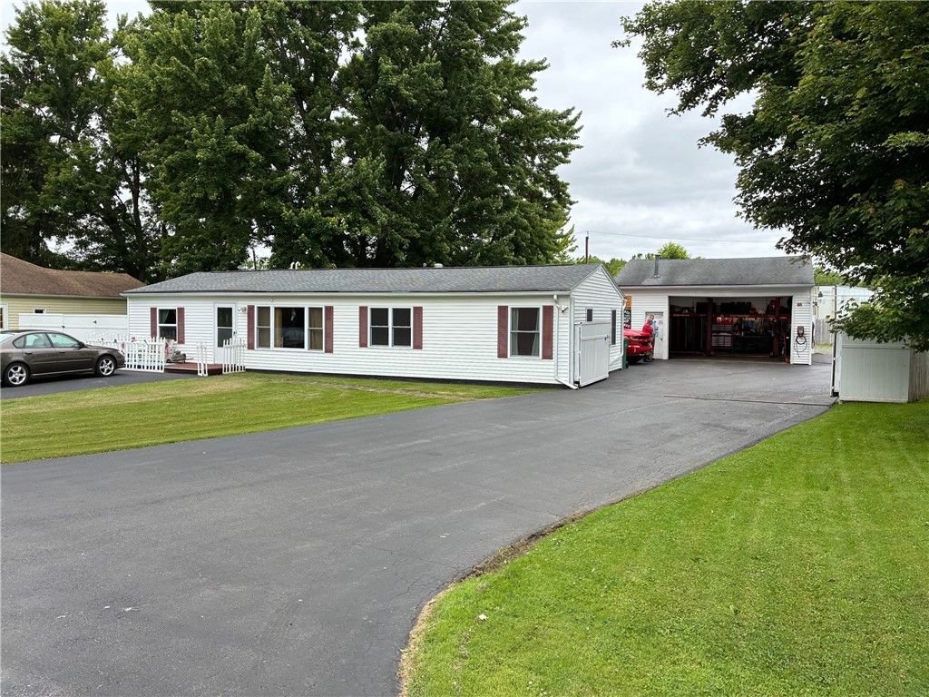 Photo of 88 Southern Drive, Brighton, NY 14623 (MLS # R1659397)