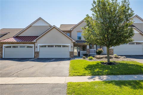 Photo of 7139 Challenger Circle, Victor, NY 14564 (MLS # R1709499)
