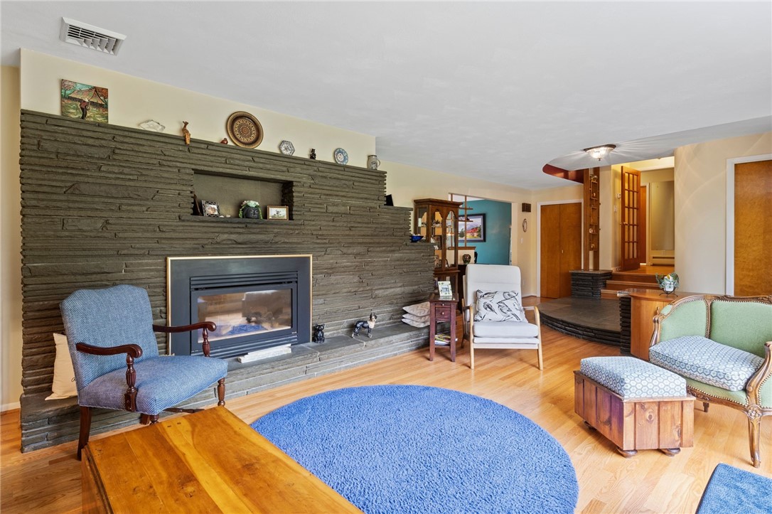 1131 Wall Road, Webster, New York image 4