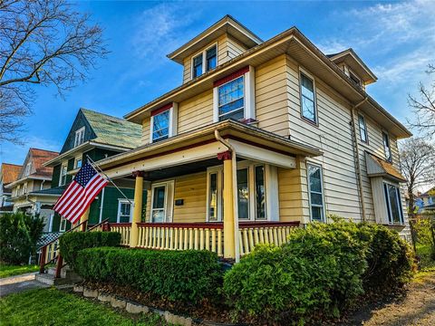 Photo of 18 Lakeview Ter, Rochester, NY 14613 (MLS # R1675524)