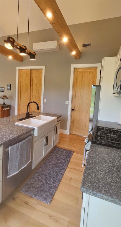 2185 Hog Mountain Road, Middletown, New York image 13