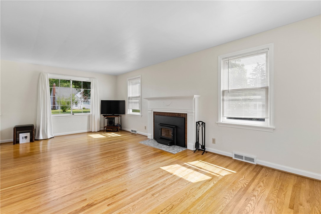 55 Heberton Road, Irondequoit, New York image 8