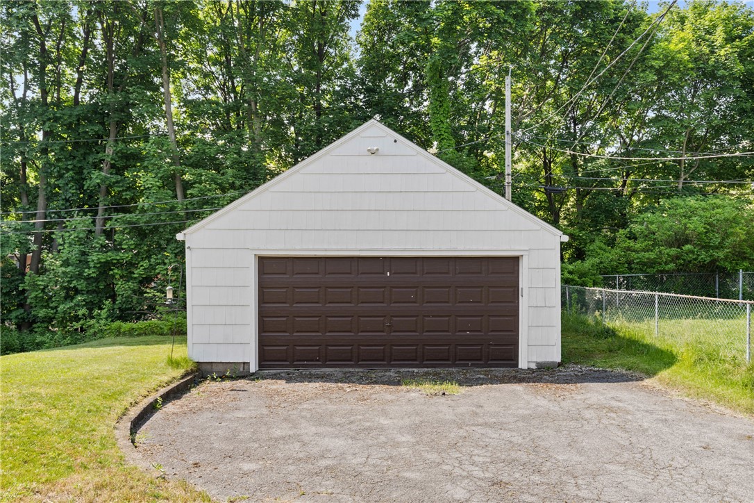 55 Heberton Road, Irondequoit, New York image 33