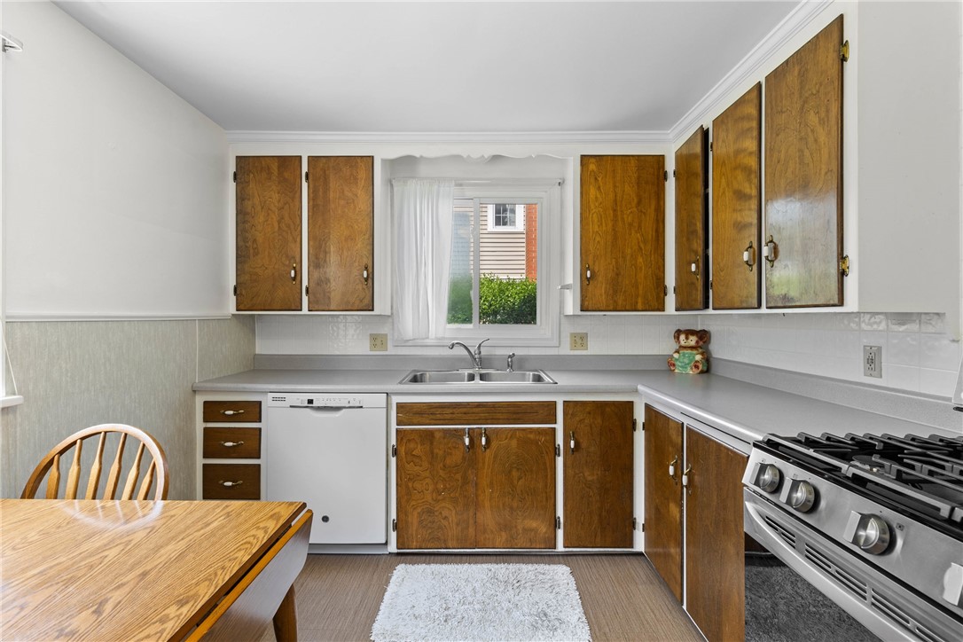 55 Heberton Road, Irondequoit, New York image 17