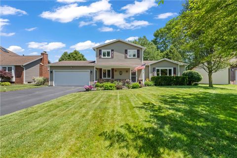 Homes For Sale - 18 Mathew Lane<br/> Greece, NY 14626