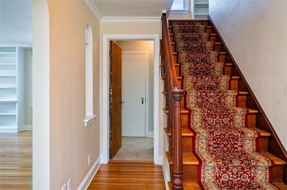 130 Thornton Road, Irondequoit, New York image 7