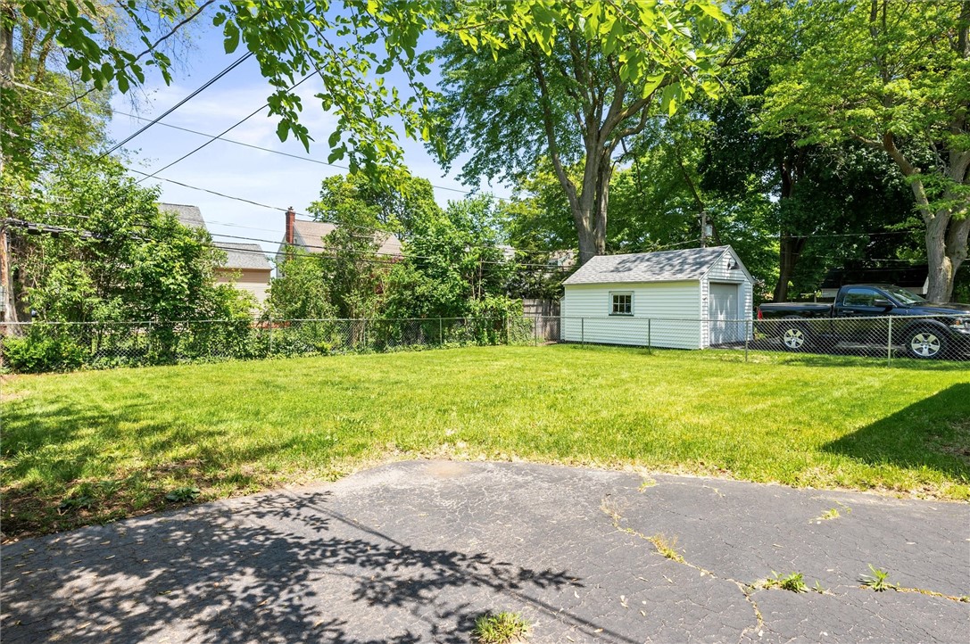 130 Thornton Road, Irondequoit, New York image 6