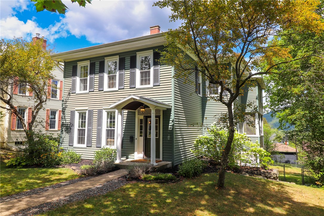 65 E 4th Street