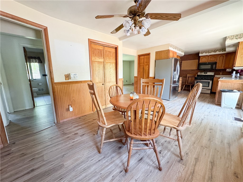22 Lavaine Way, Henrietta, New York image 9