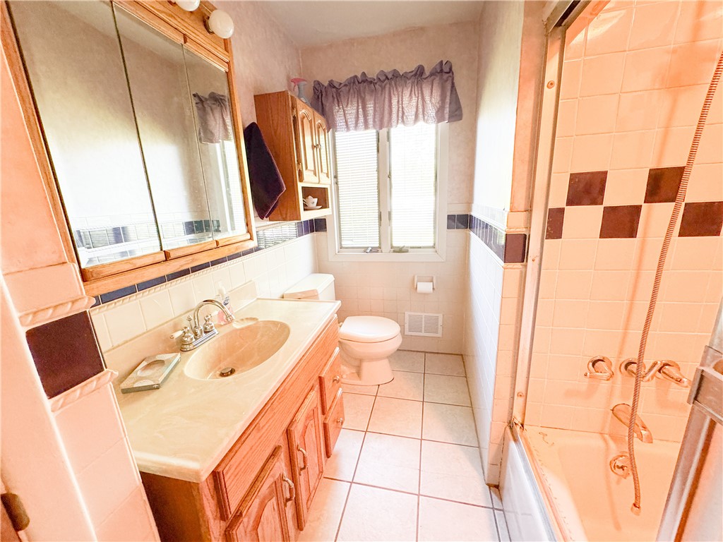 22 Lavaine Way, Henrietta, New York image 11