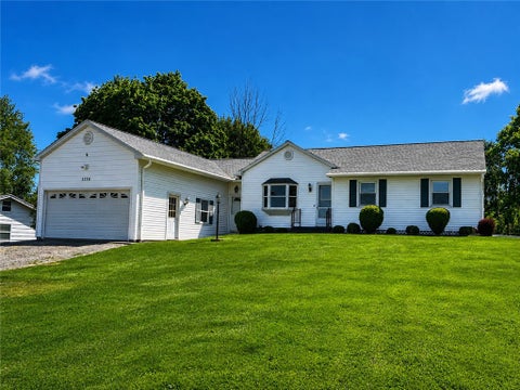 Homes For Sale - 1116 Walker Lake Ontario Road<br/> Monroe County, Hamlin, NY 14468