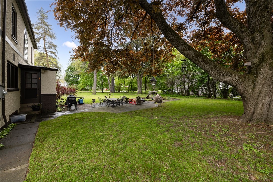 2921 Saint Paul Boulevard, Irondequoit, New York image 45