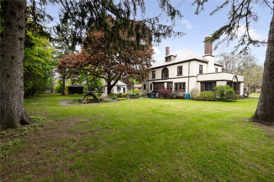 2921 Saint Paul Boulevard, Irondequoit, New York image 46