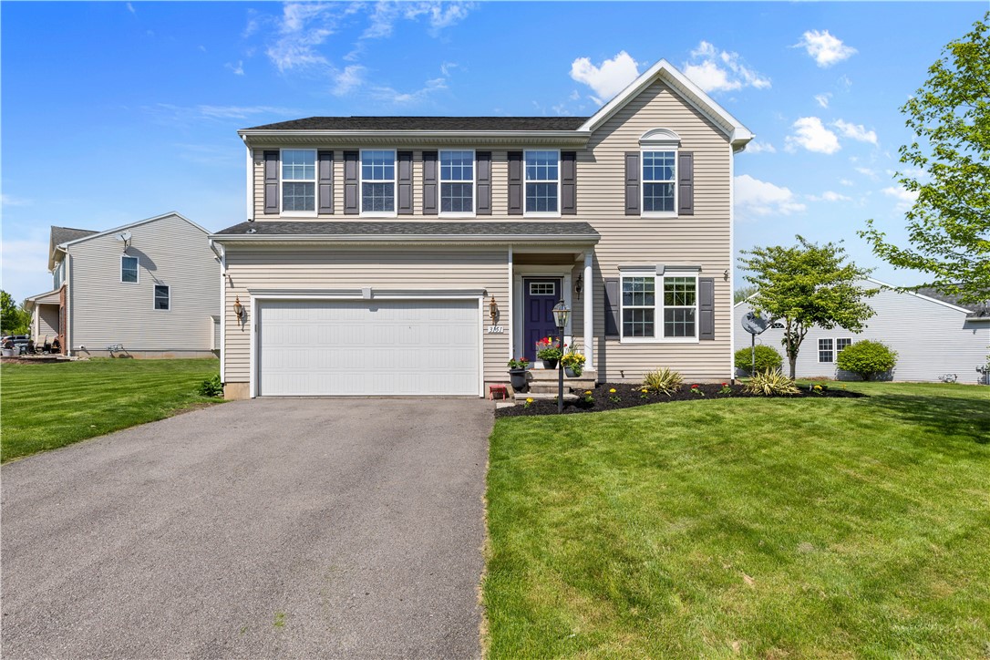 3151 Peacock Circle, Macedon, New York image 1