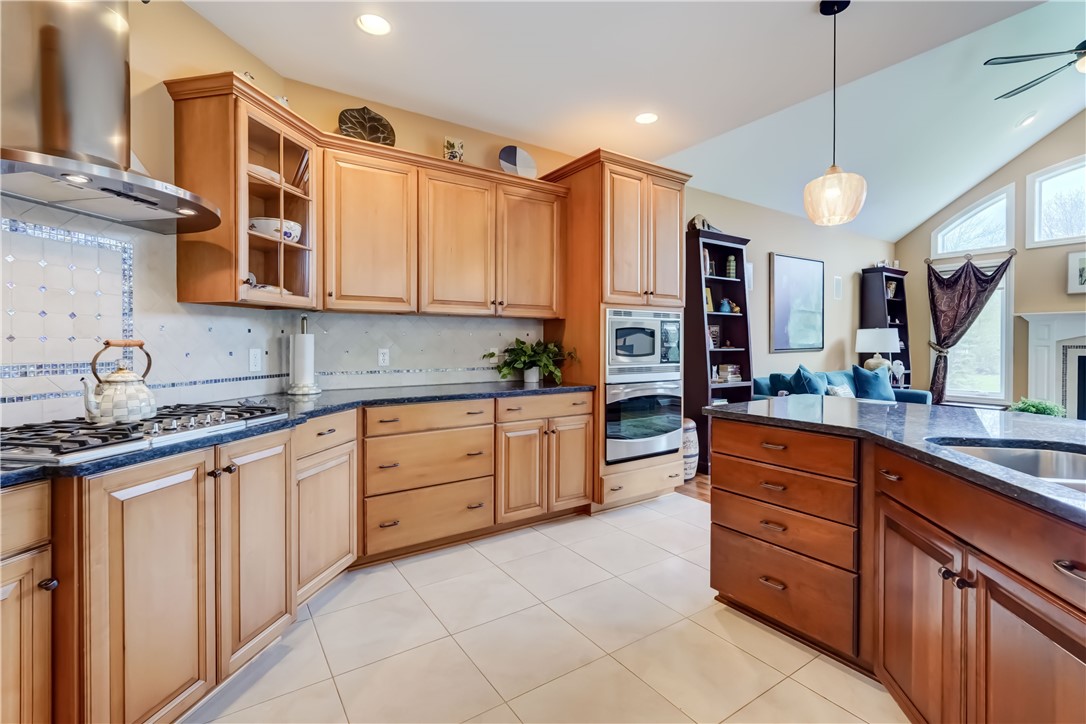 1515 Providence Drive, Webster, New York image 14