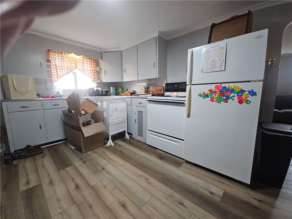 Photo of 73 Bridge Street St, Seneca Falls, NY 14860 (MLS # R1665362)