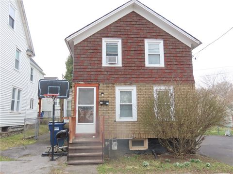 Homes For Sale - 105 Crysler Street<br/> Syracuse, NY 13204