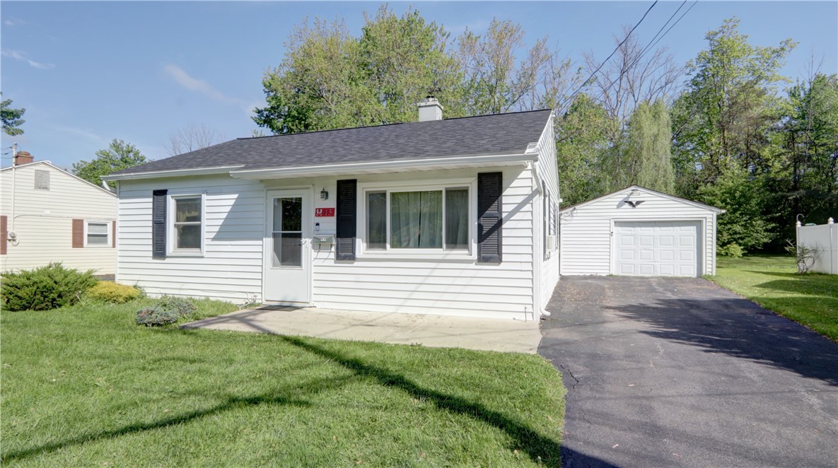 15 Wycliffe Road, Waterloo, New York image 4