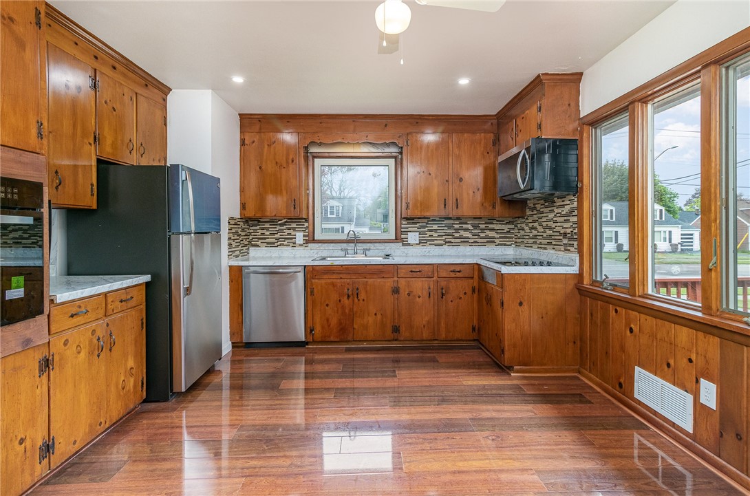 134 Schum Lane, Rochester, New York image 8