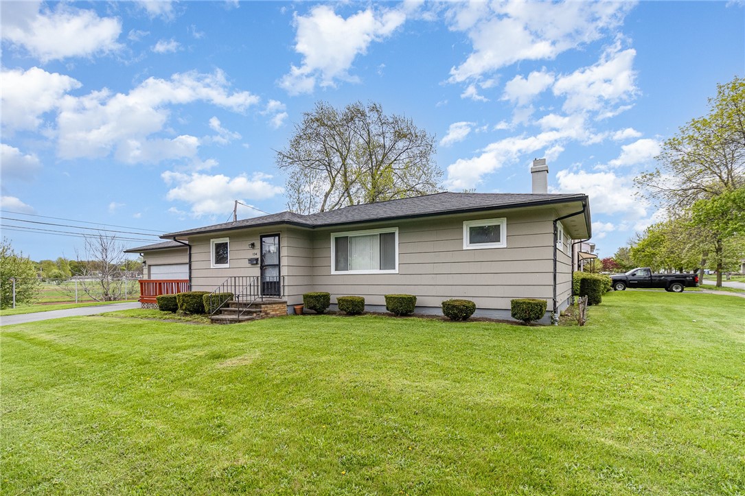 134 Schum Lane, Rochester, New York image 27